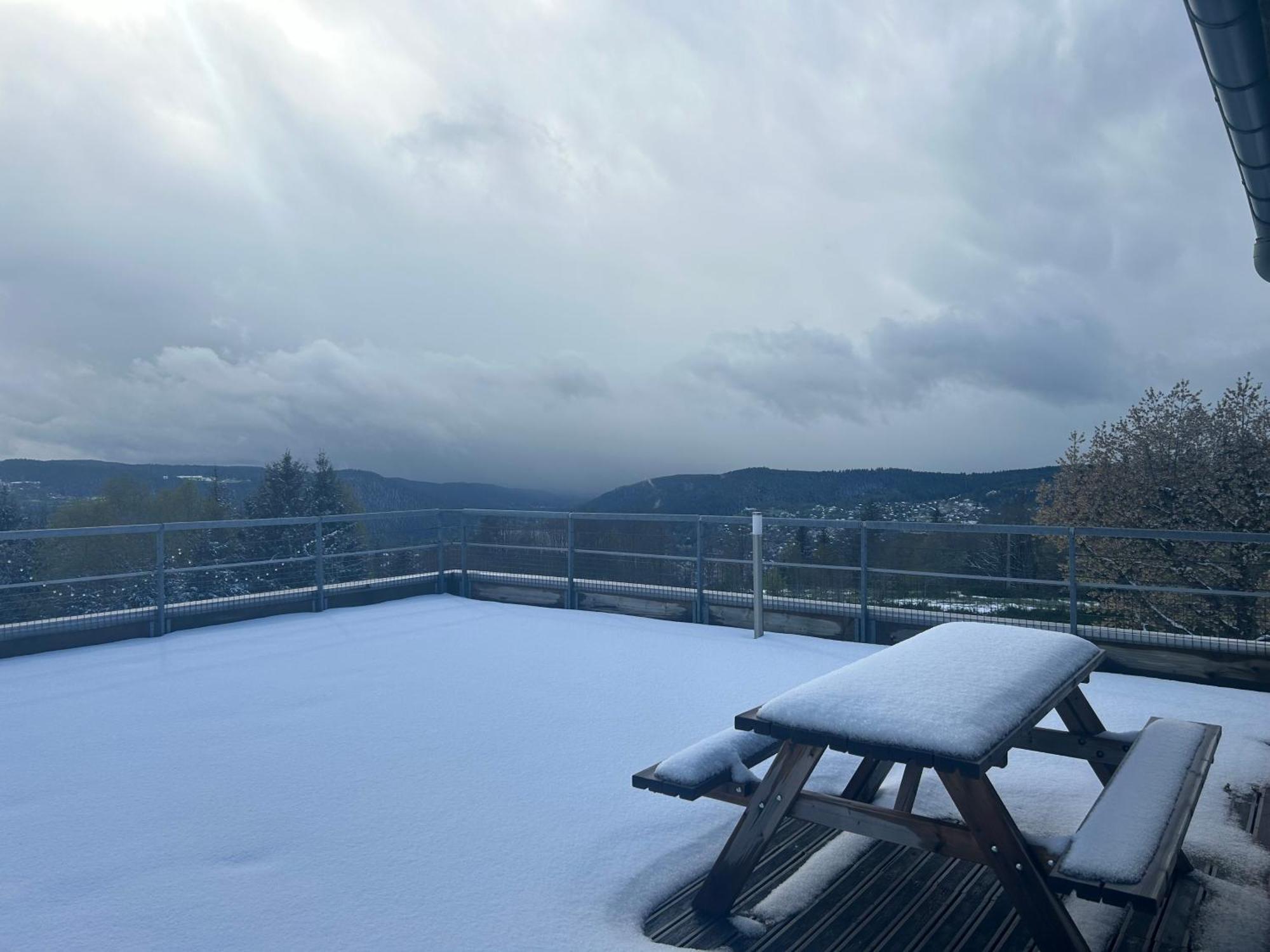 Appartement Sur Les Hauteurs De Gerardmer Gérardmer Exterior foto